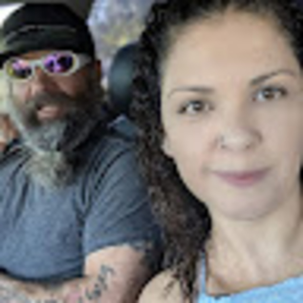 Meet your Posher, Juan y elena